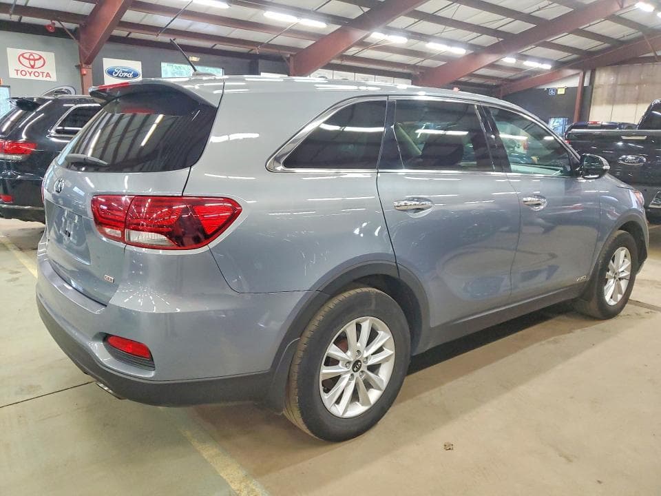 2020 KIA SORENTO LX 3