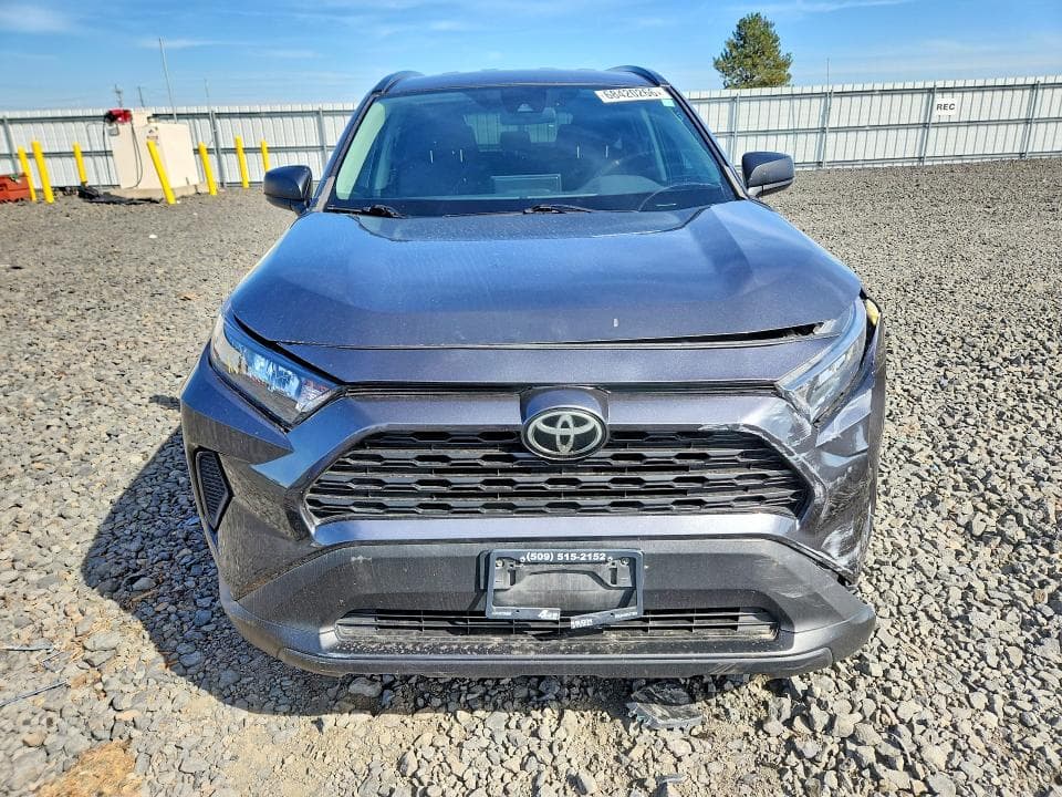 2021 TOYOTA RAV4 LE 5