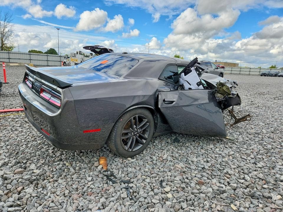 2019 DODGE CHALLENGER SXT 3