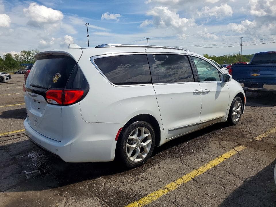 2018 CHRYSLER PACIFICA TOURING L PLUS 3