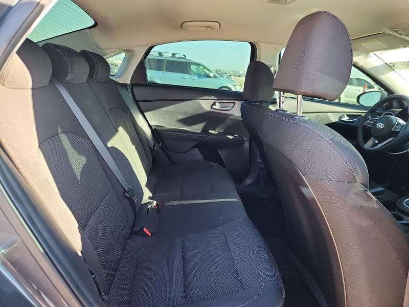 2020 KIA FORTE LXS 10