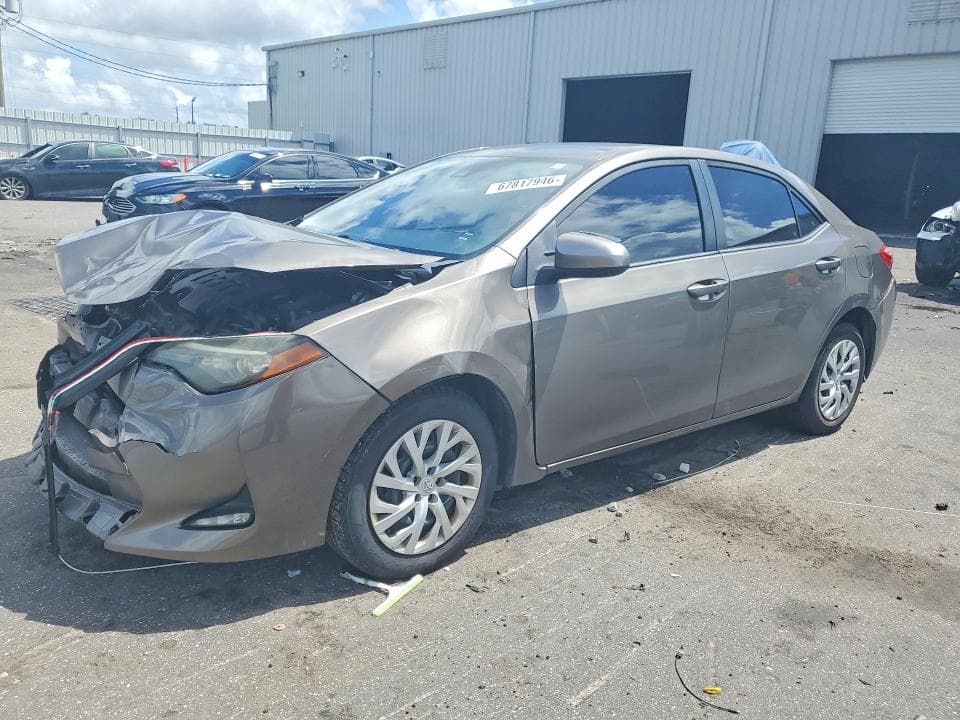 2019 TOYOTA COROLLA LE - 1