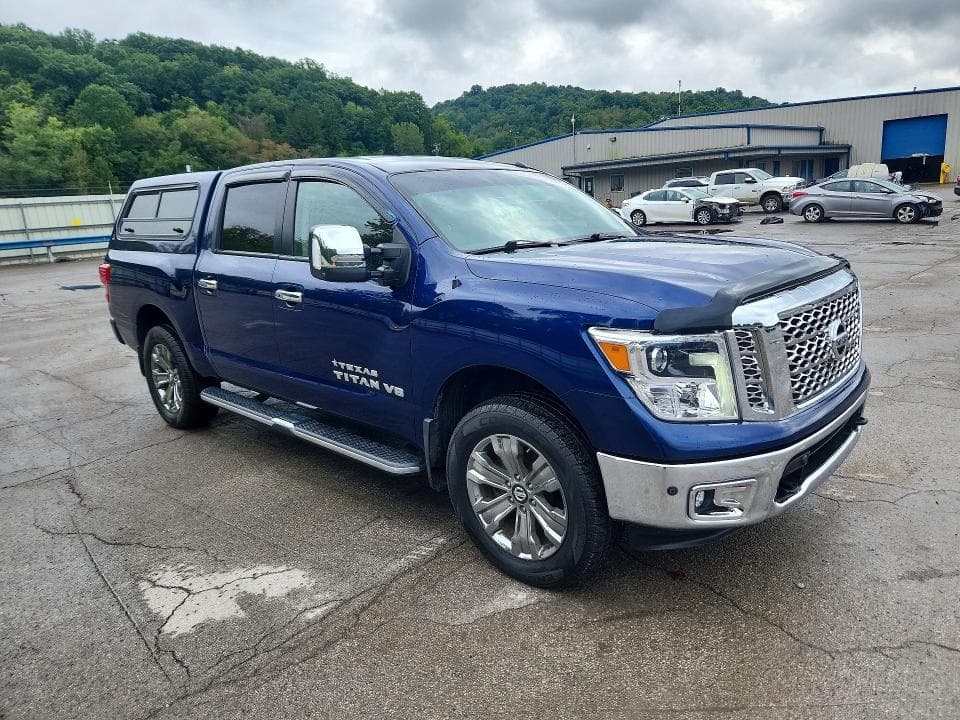 2019 NISSAN TITAN SL 4