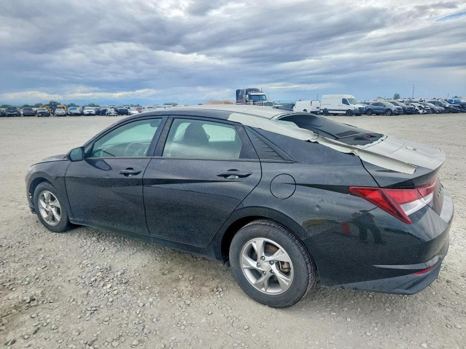 2021 HYUNDAI ELANTRA SE 2