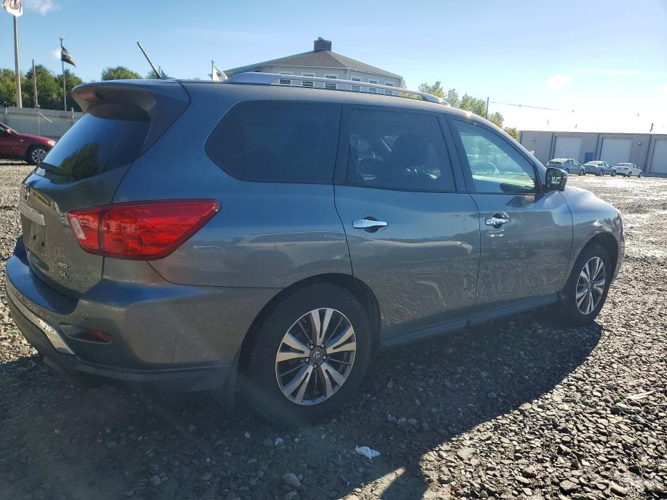 2017 NISSAN PATHFINDER SL 3