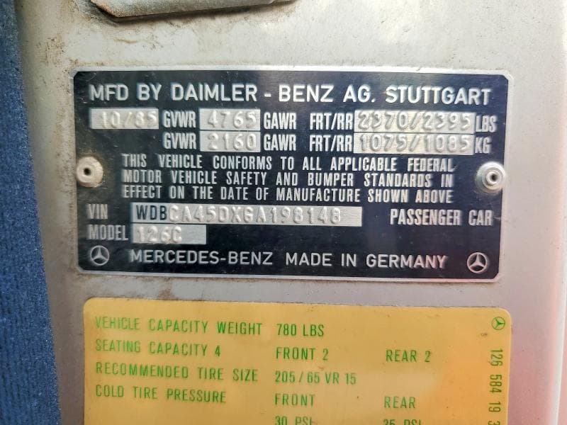 1986 MERCEDES-BENZ 560 SEC 12