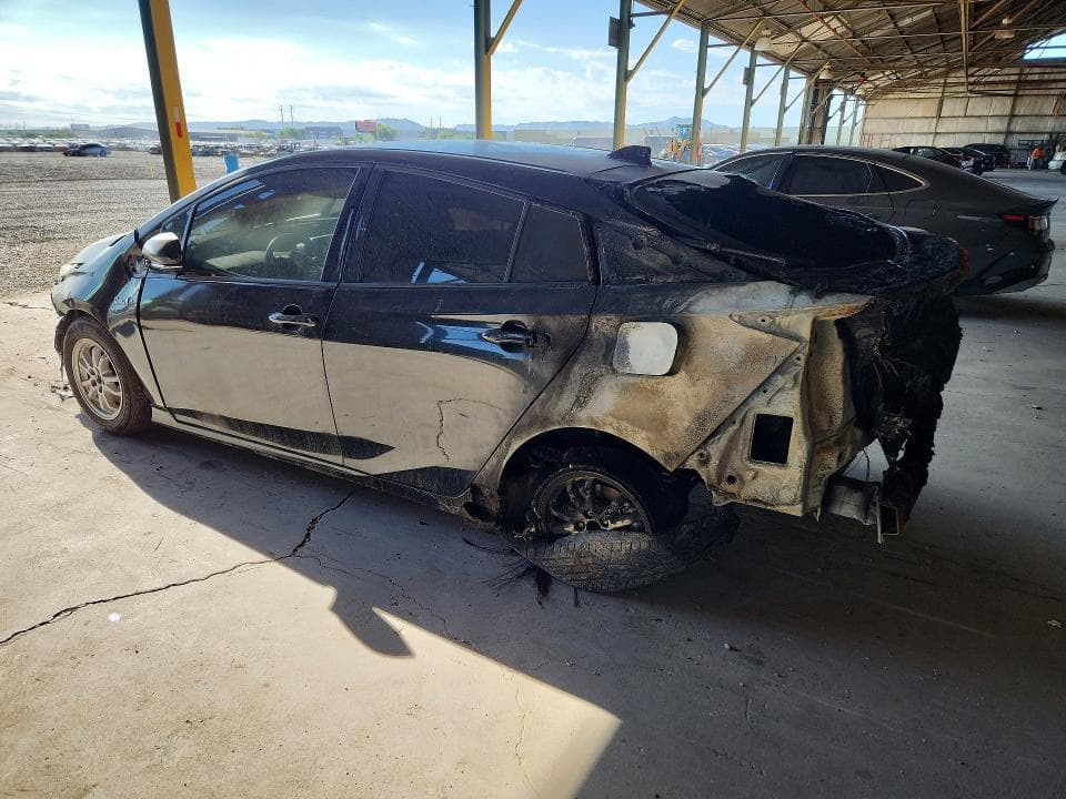 2020 TOYOTA PRIUS PRIME XLE 2