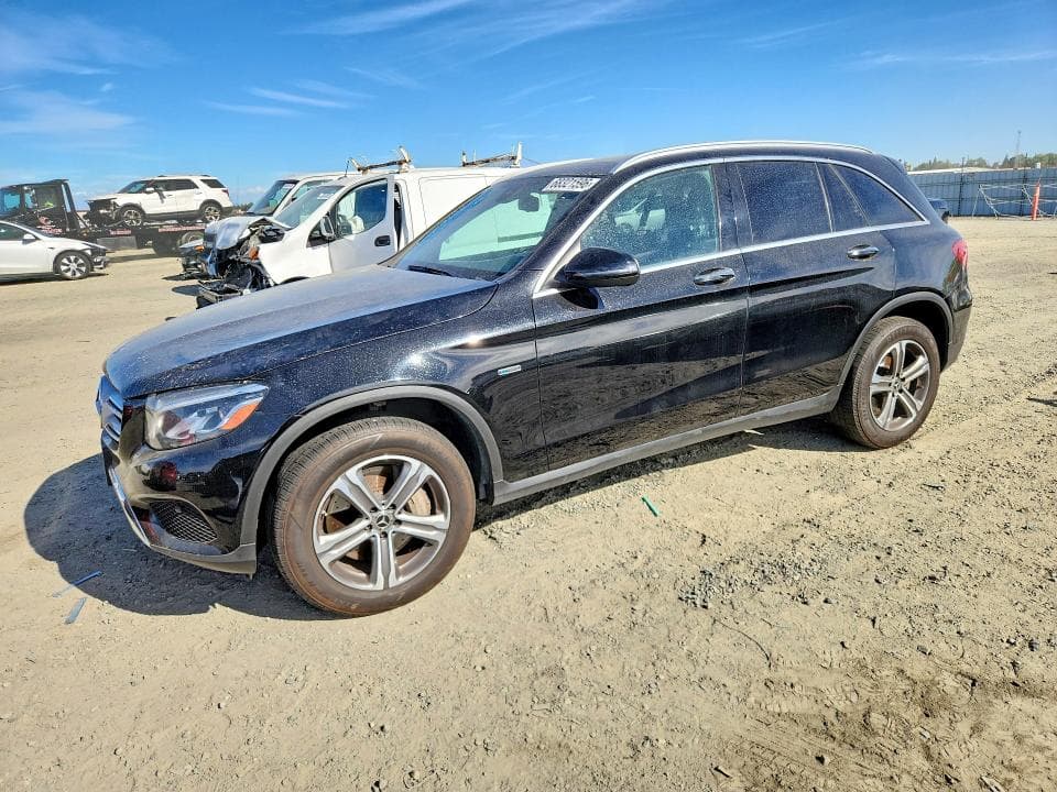 2019 MERCEDES-BENZ GLC 350E