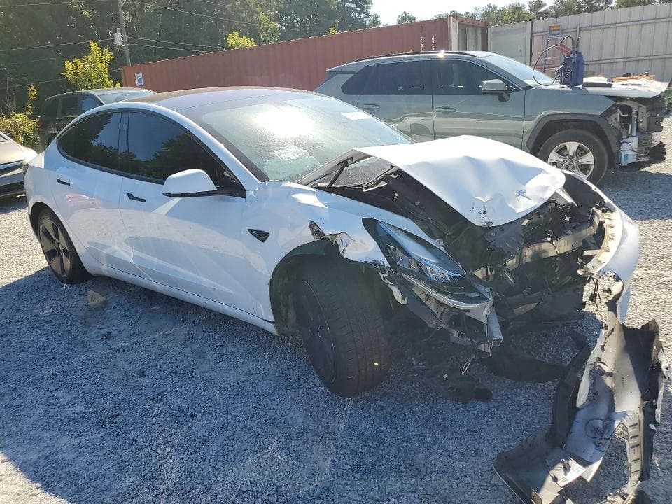 2018 TESLA MODEL 3 4