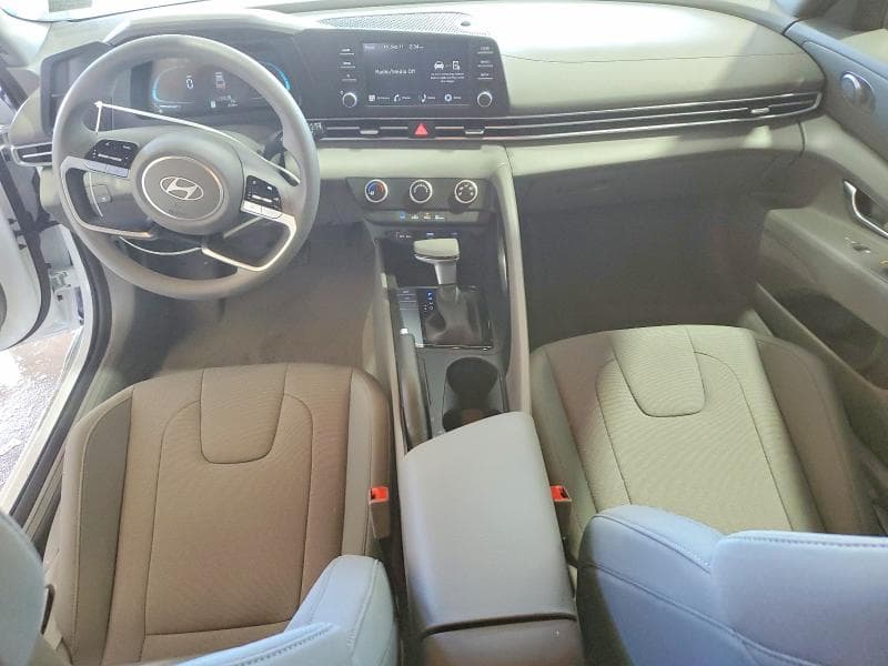 2026 HYUNDAI ELANTRA SE 8