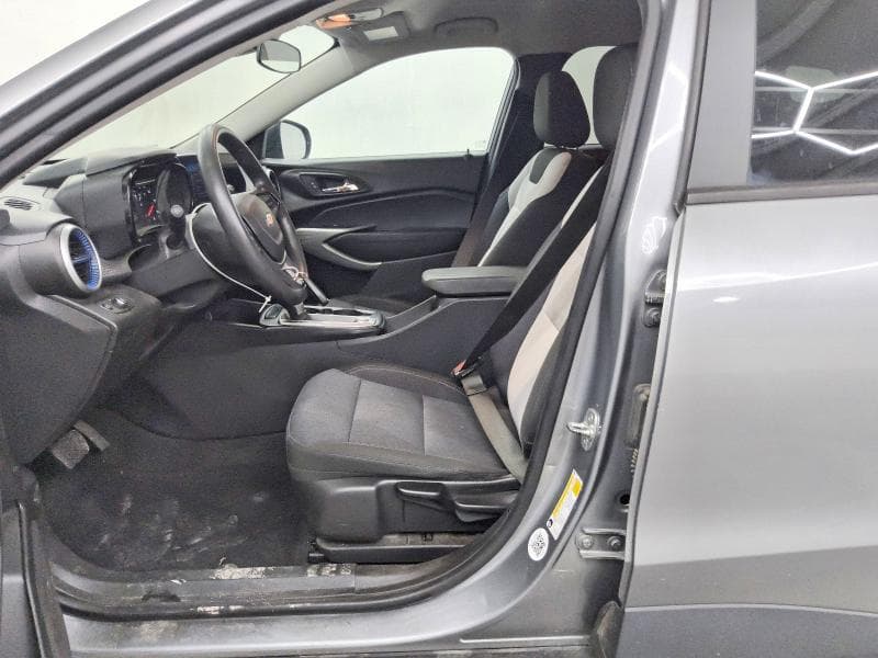 2024 CHEVROLET TRAX LS 7