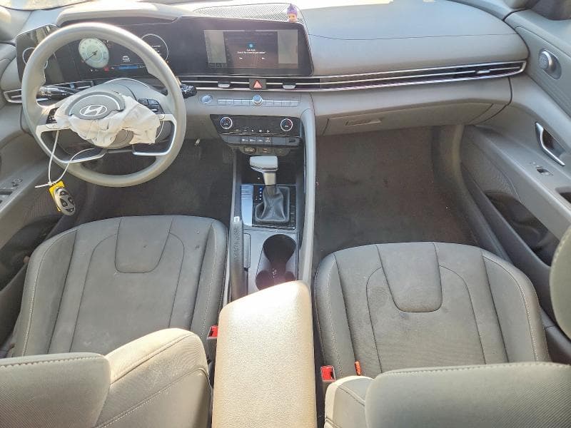 2024 HYUNDAI ELANTRA SEL 8