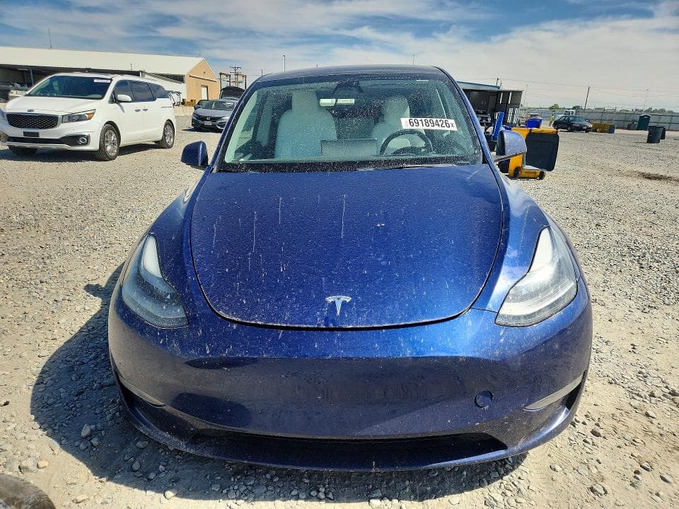 2023 TESLA MODEL Y 5