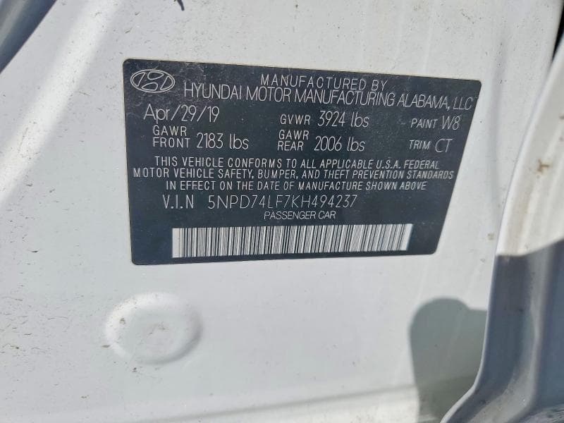 2019 HYUNDAI ELANTRA SE 12