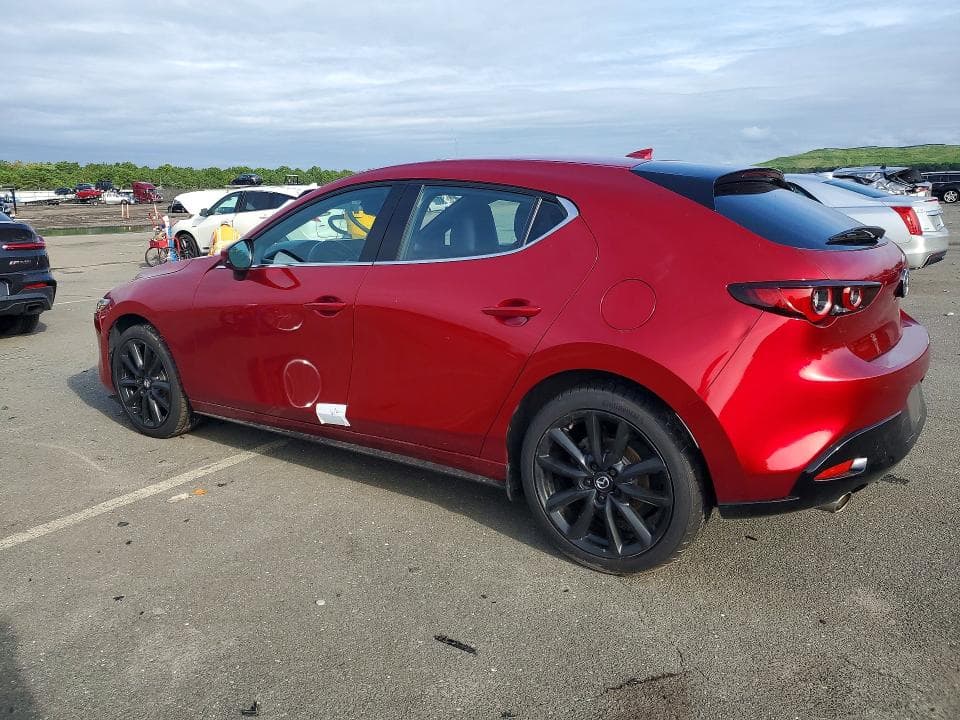2023 MAZDA 3 PREMIUM 2