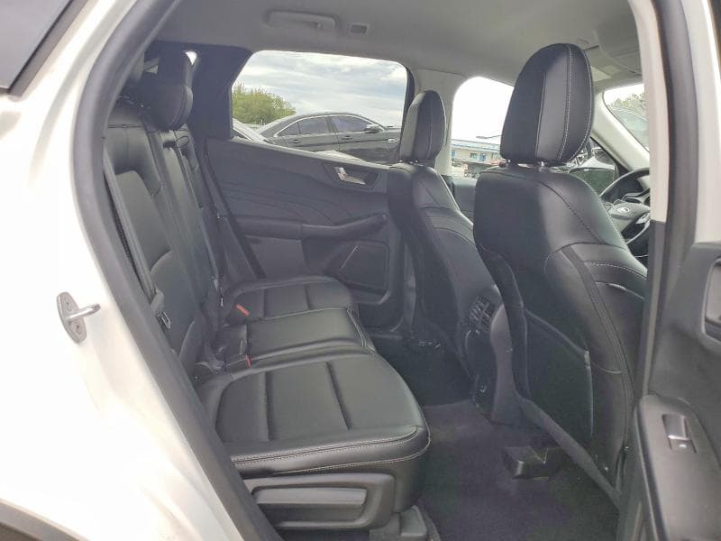 2022 FORD ESCAPE SEL 11
