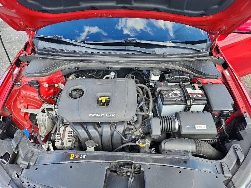 2017 HYUNDAI ELANTRA SE 11