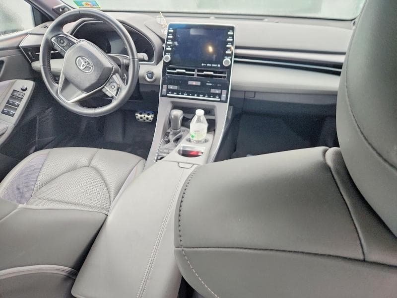 2019 TOYOTA AVALON XSE 8
