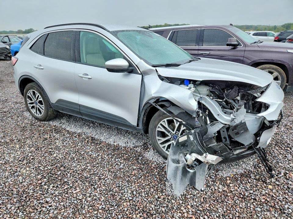 2020 FORD ESCAPE SEL 4