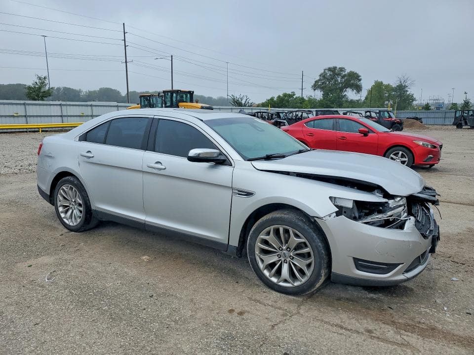 2019 FORD TAURUS LIMITED 4
