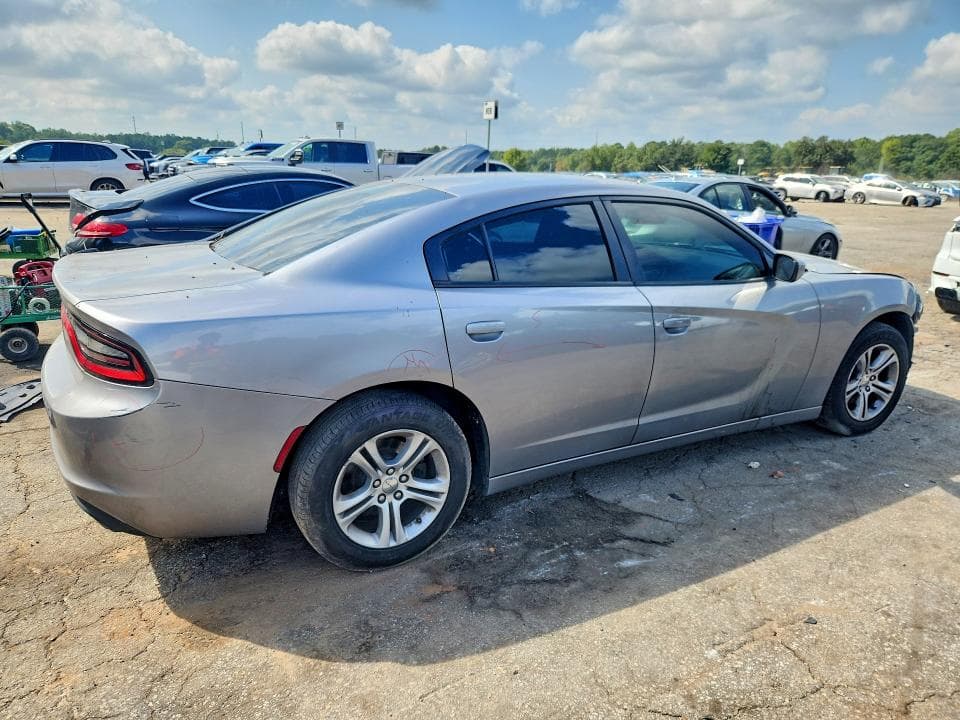 2017 DODGE CHARGER SE 3