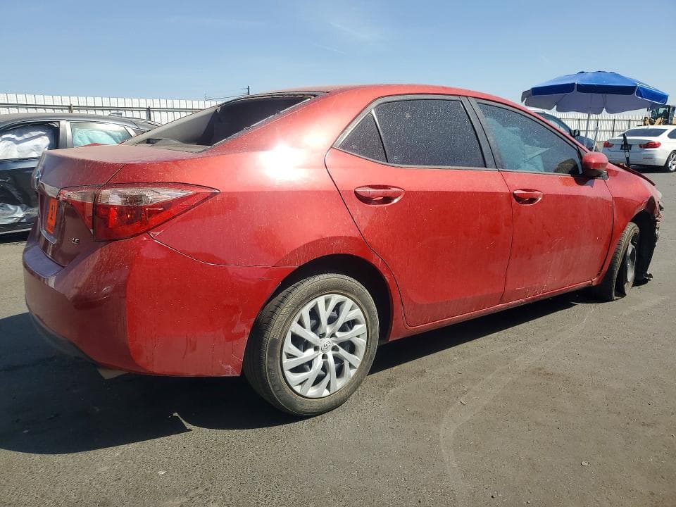 2018 TOYOTA COROLLA LE 3