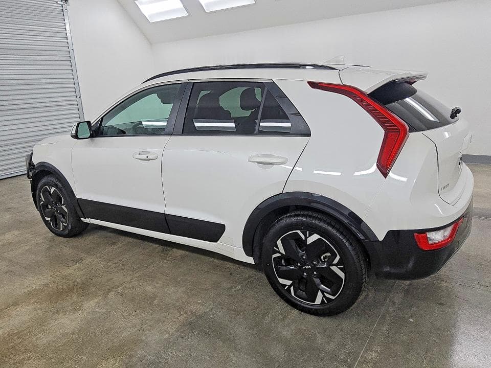2023 KIA NIRO WIND 2