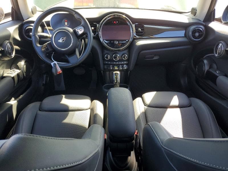 2023 MINI COOPER SE 8