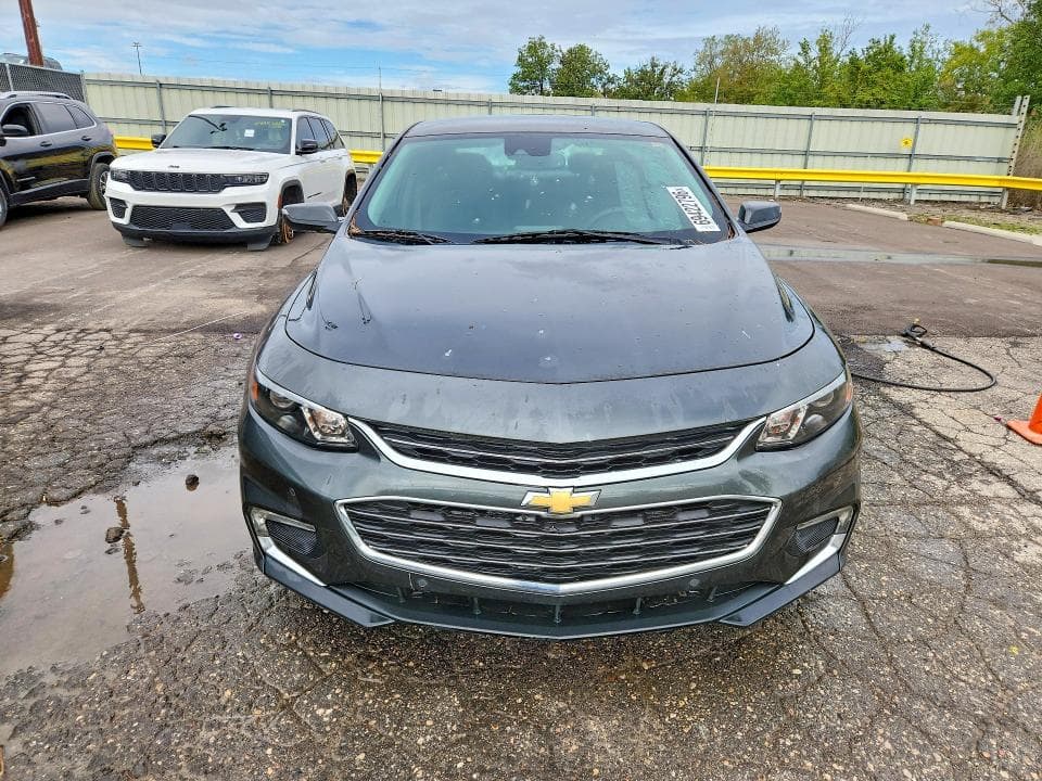 2017 CHEVROLET MALIBU LT 5