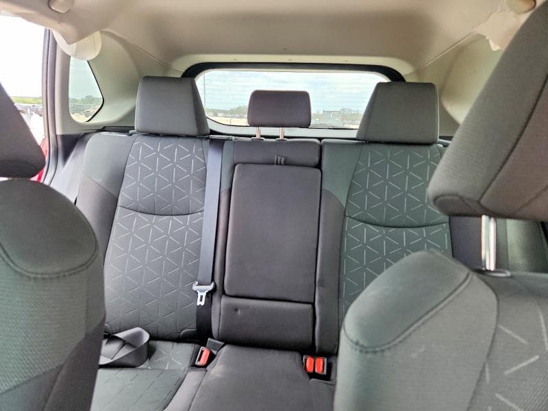 2023 TOYOTA RAV4 XLE 10