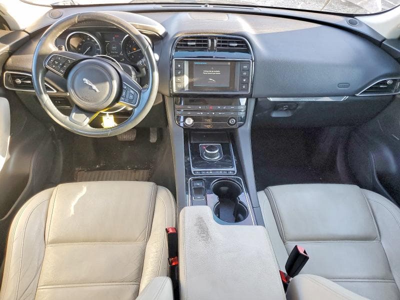 2017 JAGUAR F-PACE PRESTIGE 8