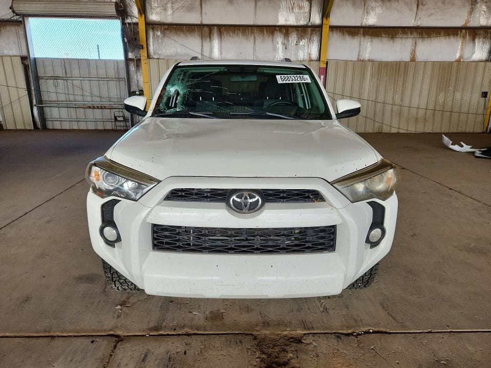 2018 TOYOTA 4RUNNER SR5 5