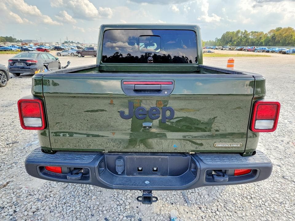 2021 JEEP GLADIATOR SPORT 6