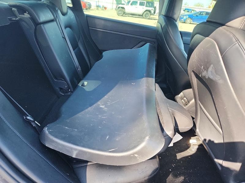 2022 TESLA MODEL 3 10