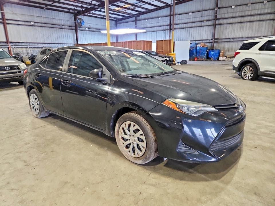 2019 TOYOTA COROLLA LE 4