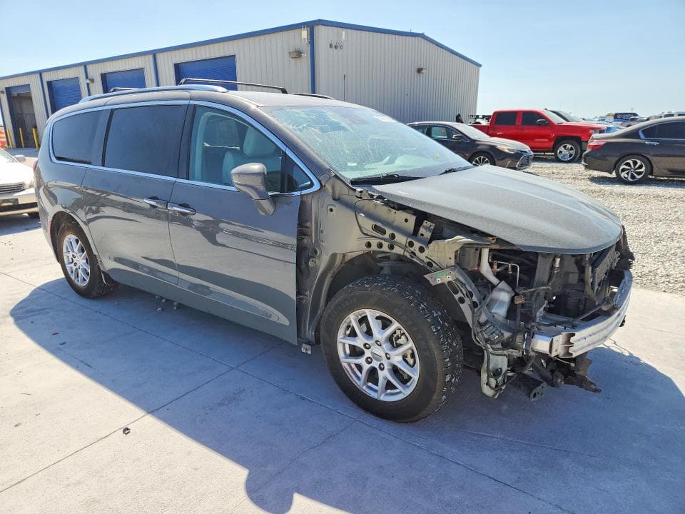 2021 CHRYSLER PACIFICA TOURING L 4