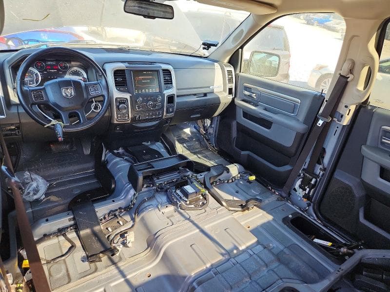2017 RAM 1500 SLT 8
