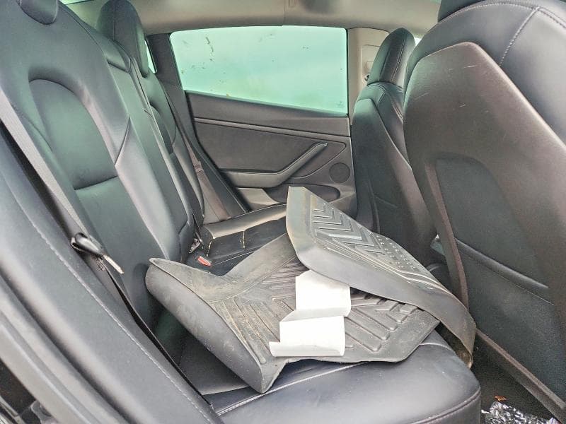 2021 TESLA MODEL 3 10