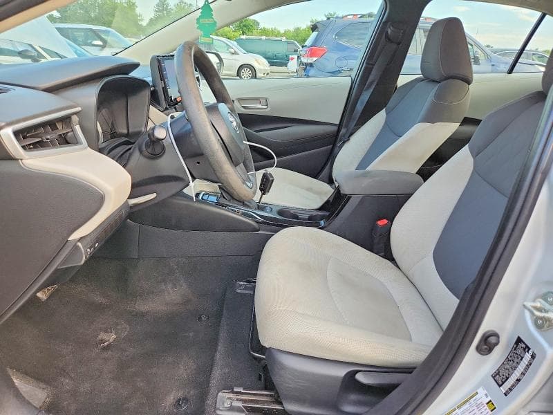 2020 TOYOTA COROLLA LE 7