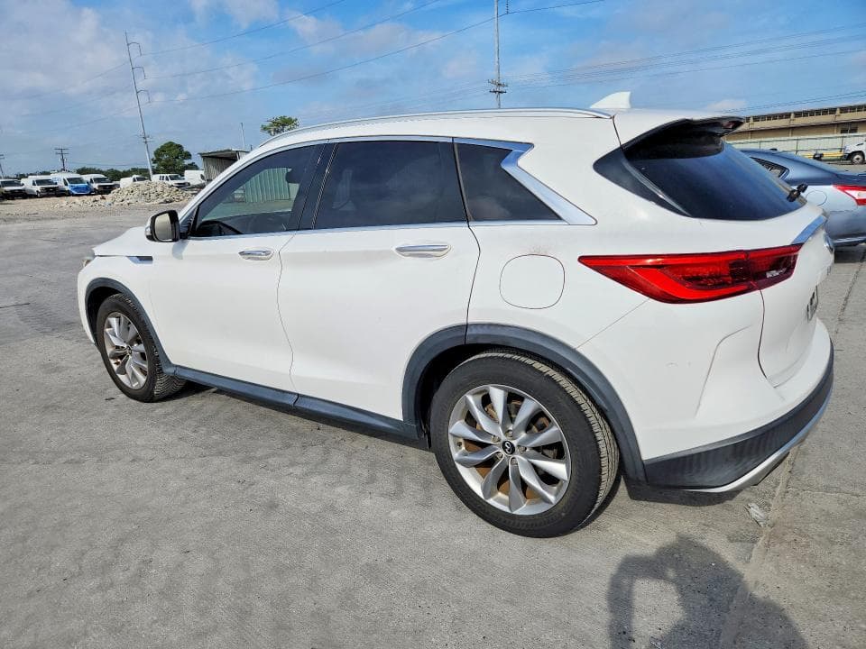 2019 INFINITI QX50 LUXE 2
