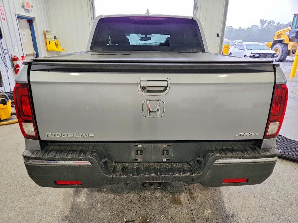 2017 HONDA RIDGELINE RTL 6