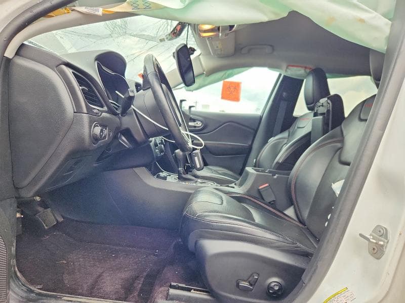 2019 JEEP CHEROKEE TRAILHAWK 7