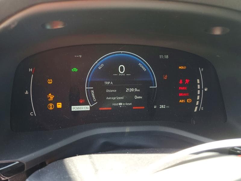 2026 TOYOTA CAMRY SE 9