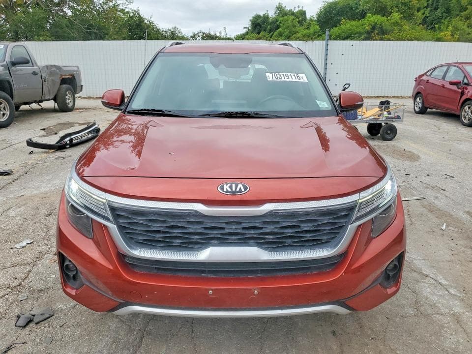 2021 KIA SELTOS S 5