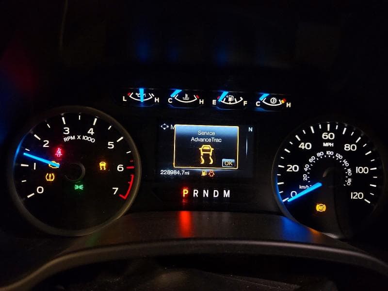 2017 FORD F150 SUPERCREW 9