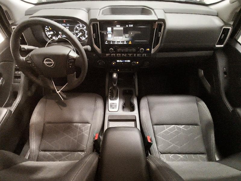 2026 NISSAN FRONTIER SV 8