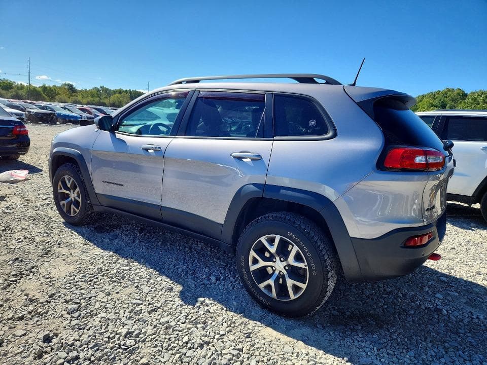 2018 JEEP CHEROKEE TRAILHAWK 2