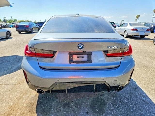 2023 BMW 330E 6