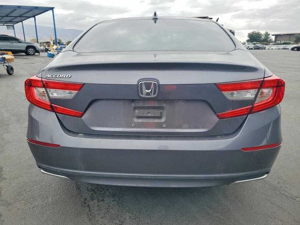 2018 HONDA ACCORD EX 6