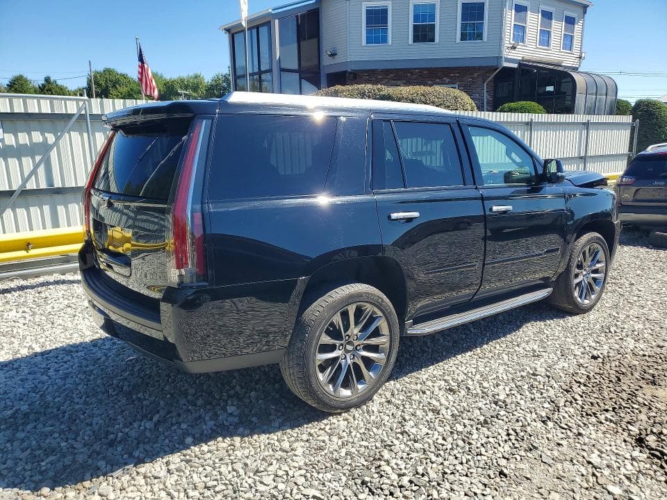 2020 CADILLAC ESCALADE LUXURY 3
